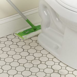 Alternative view of Swiffer Sweeper Dry Cloths Refill